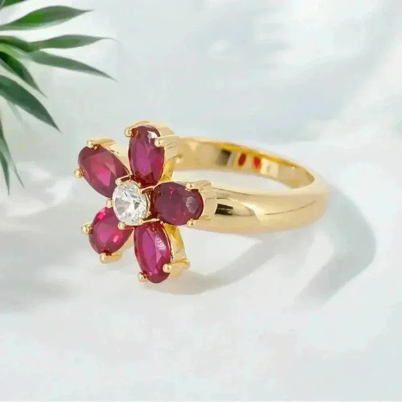 🇨🇦🆕5th Avenue Women’s Floral Ring - Picture 2 of 14